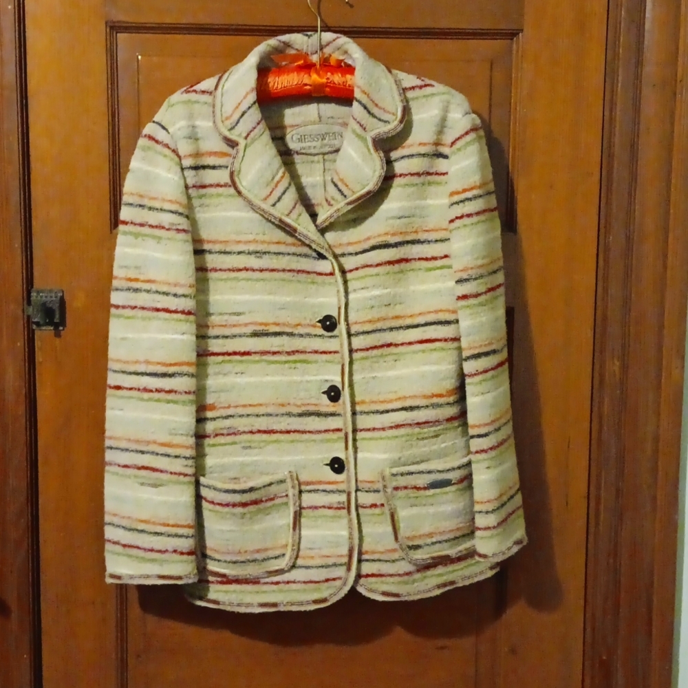 Giesswein size 42 tan and multi colored stripe
